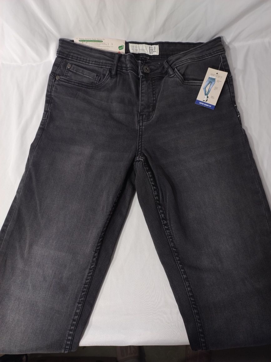 Spodnie damskie r 38 super skinny fit