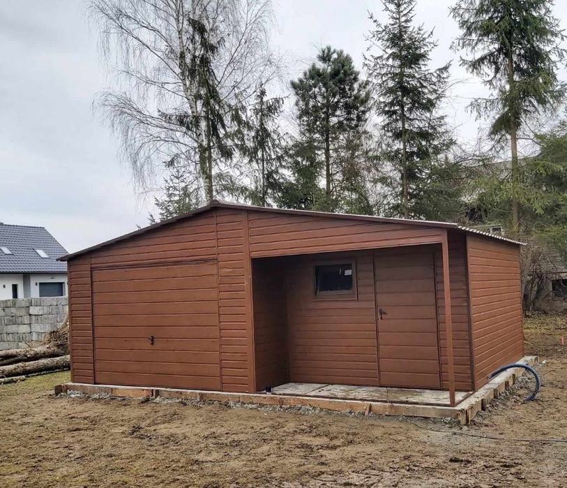 Garaż blaszany z wnęką 7x5