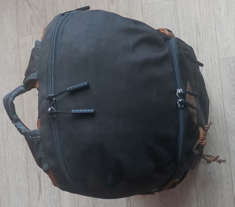 Рюкзак б/у универсальный 30 л nh 500 QUECHUA (France), с дождевиком