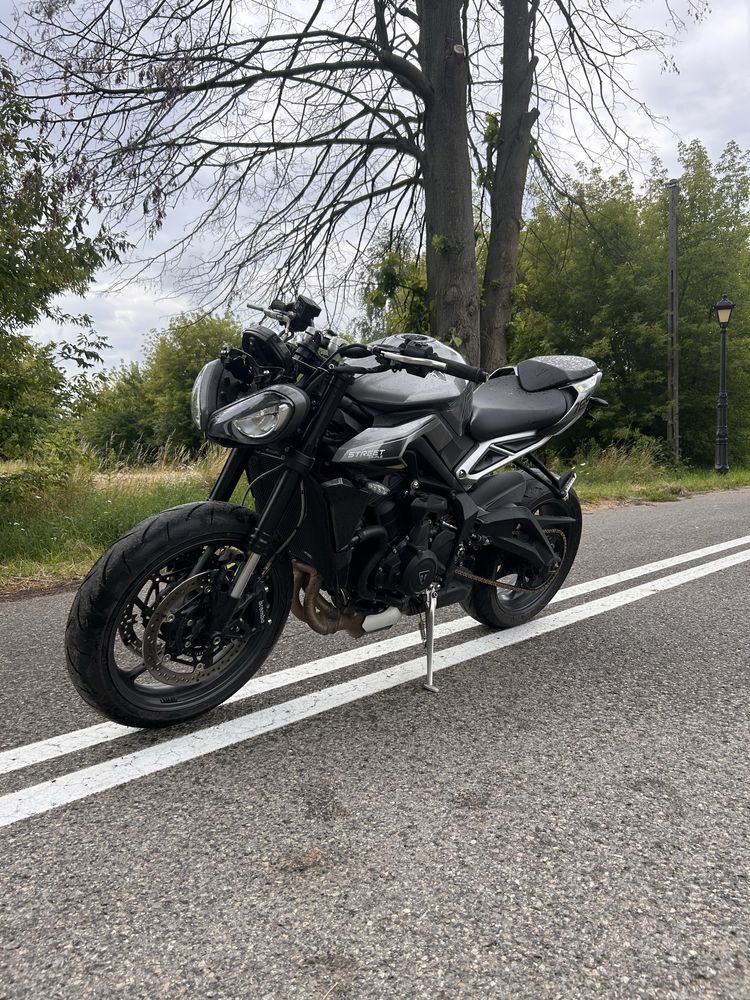 Triumph 765 street triple r „04/2023r”