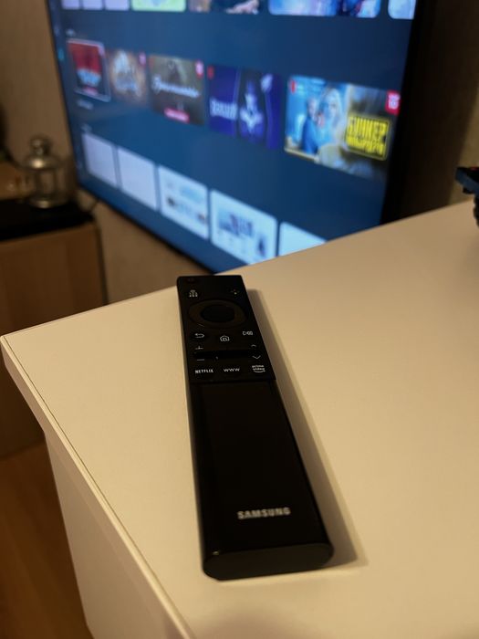 Продам телевізор Sumsung UE43CU7100UXUA