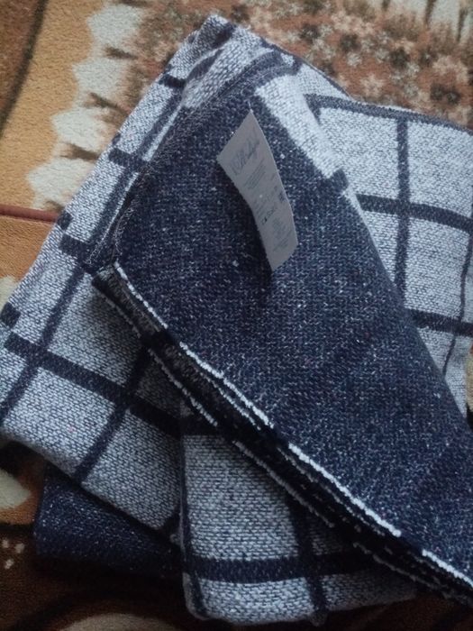 Одеяло новые полушерсть.