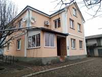 Продаж двоповерхового будинку в с. Руська Поляна
