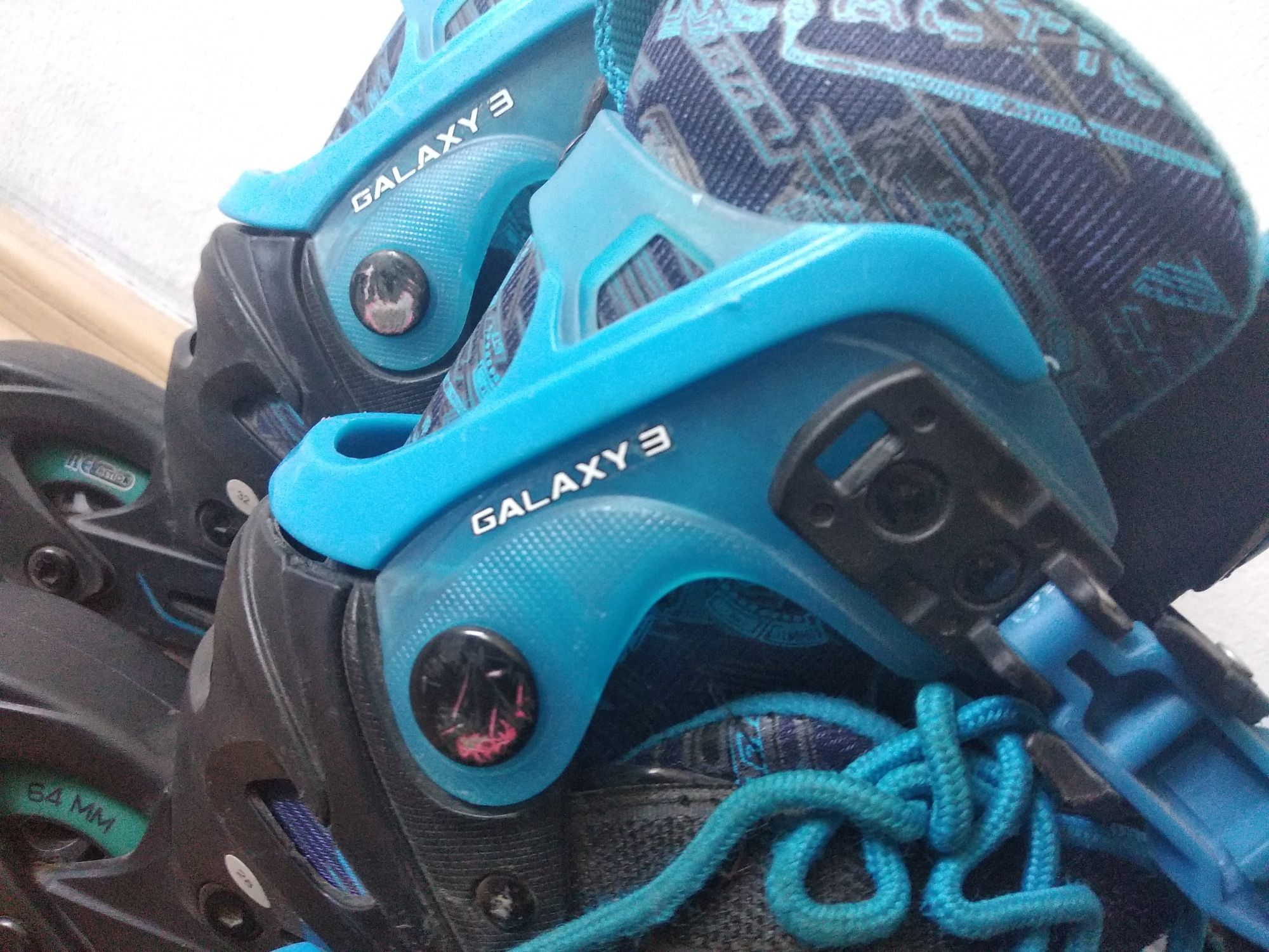 Роликовые коньки Galaxy 3