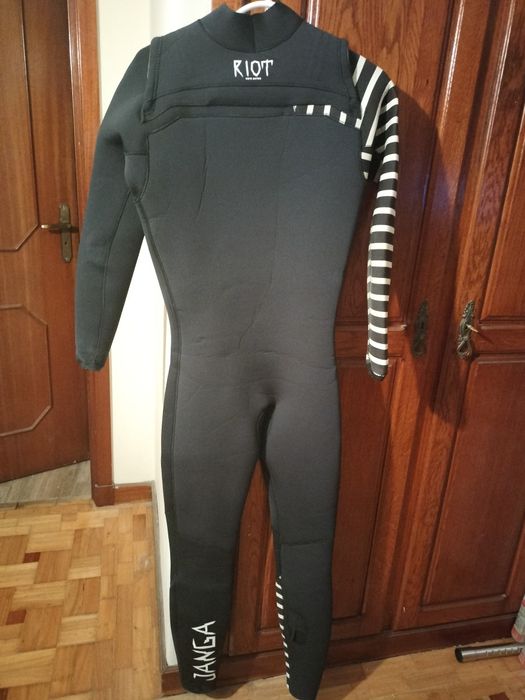 Fato surf Janga Riot 4.3 Size SM