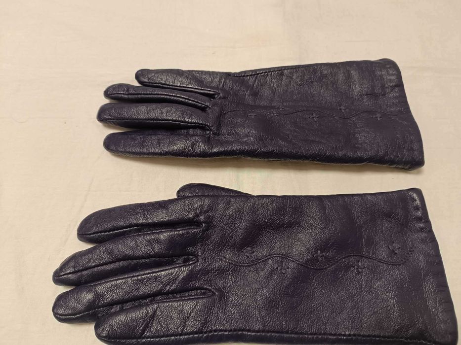 Rękawiczki damskie ze skóry - lekko ocieplane jak nowe - fiolet - XL.