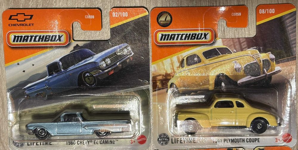 Zestaw MATCHBOX 2024 - 14 szt.  m.in: 2021 Volkswagen Golf GTE i inne