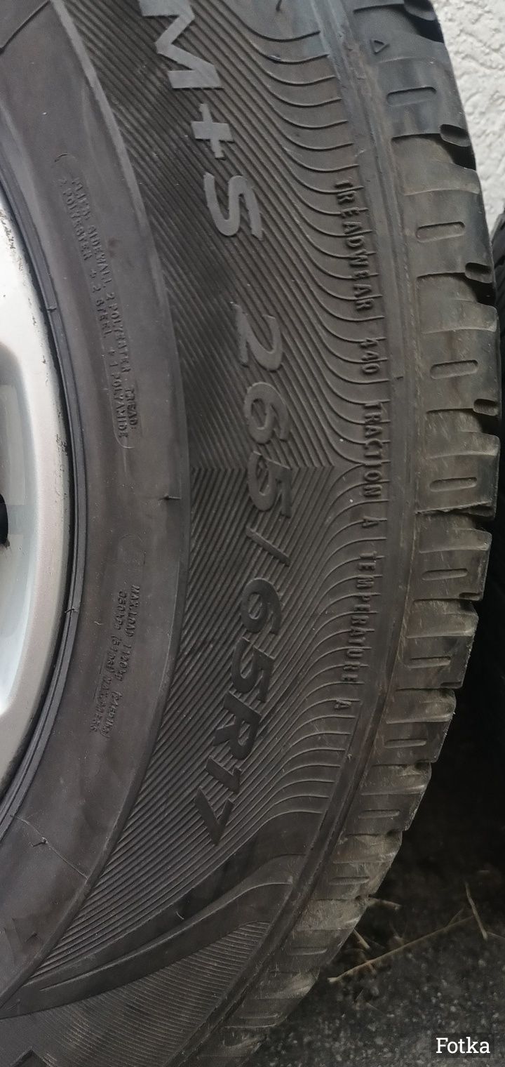 Ford Ranger  alufelgi R17 z oponami