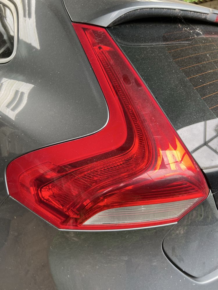 Peças Volvo V40 de 2013 a 2019