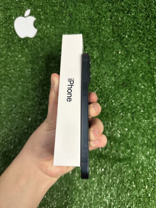 iPhone 13 128gb Midnight Neverlock в Чудовому стані / АКБ 100%!