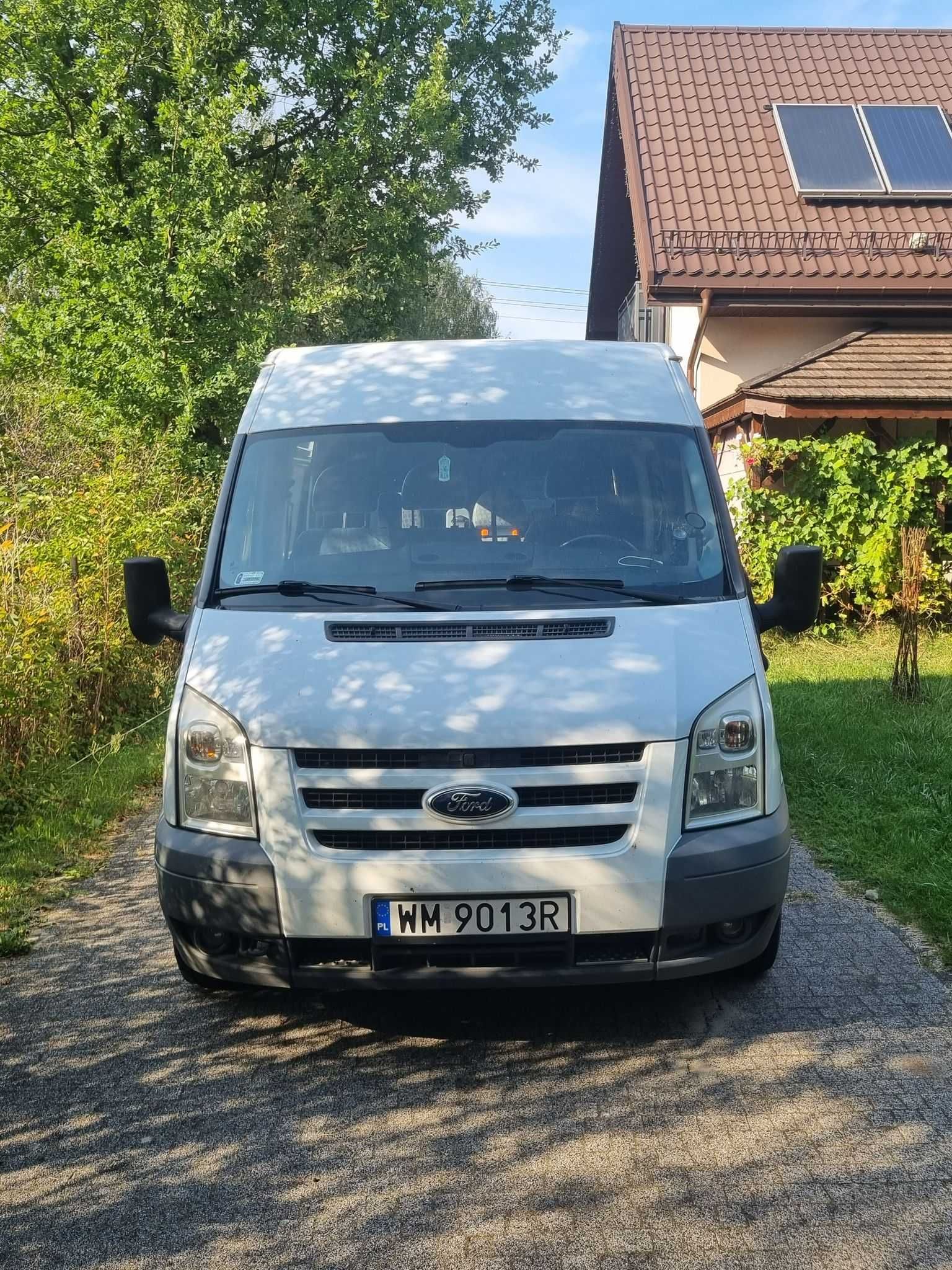 Ford Transit 9-cio osobowy