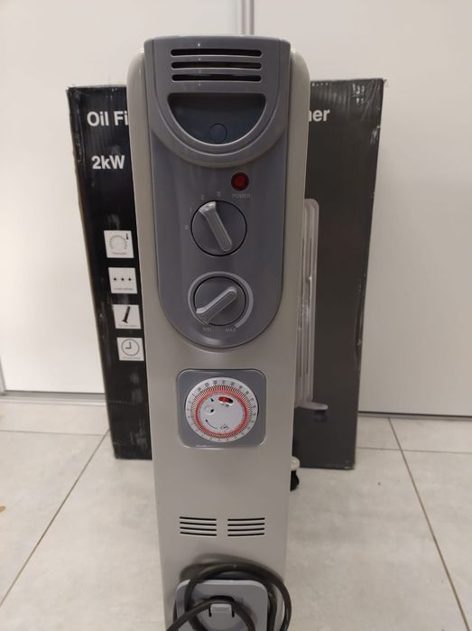 Grzejnik olejowy 2kW z wbudowanym wyłącznikiem czasowym