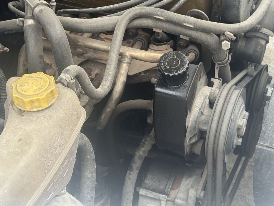 Форд сиэра в достойном состоянии на свои года возможен даже обмен