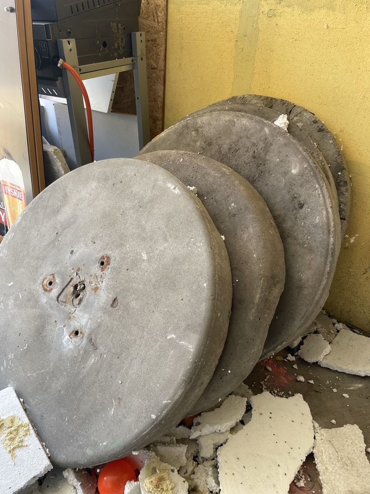 Kamień pod parasol