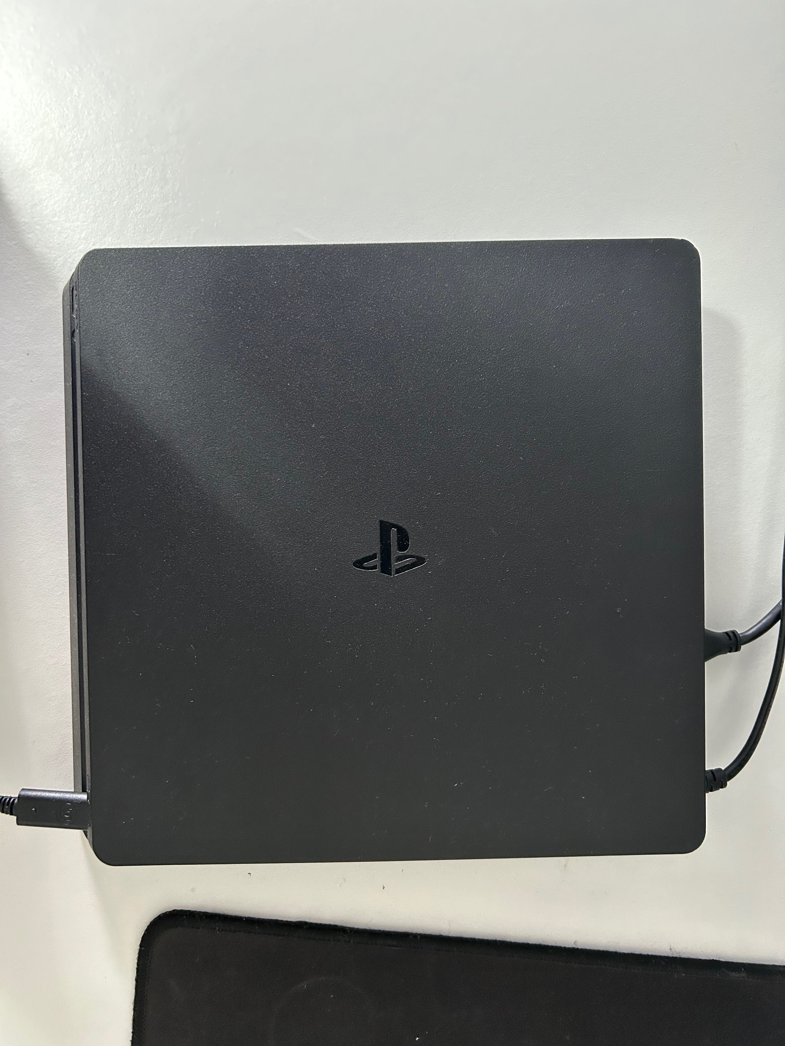 Ps4 Slim em excelente estado