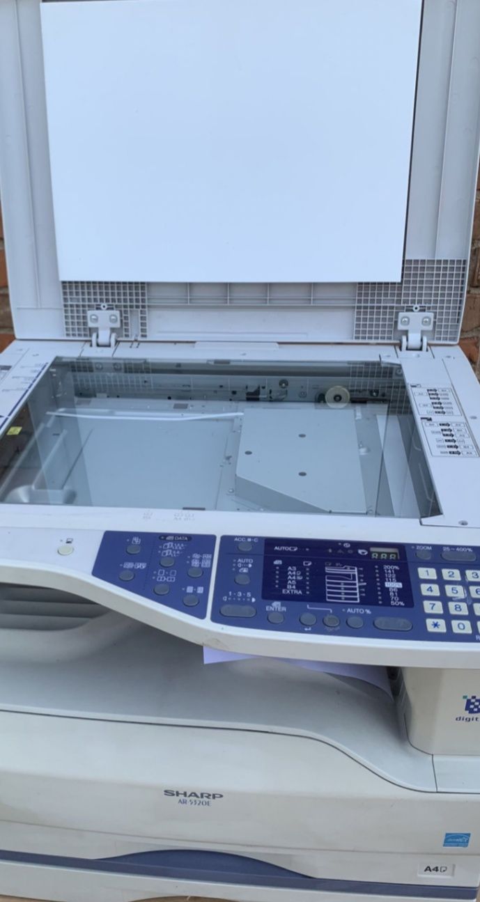 Sharp 5320 копіювальний апарат.