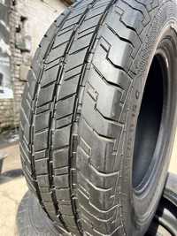 Комплект шин розміром 215/70 R15C Continental ContiVanContact