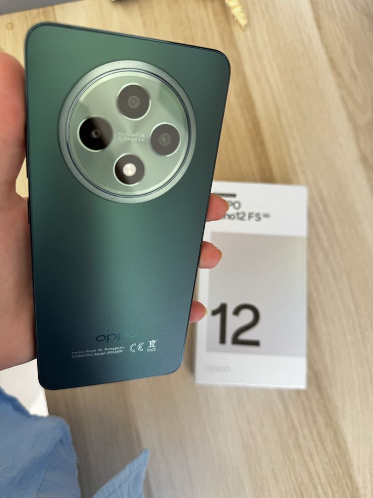 Oppo RENO 12 FS