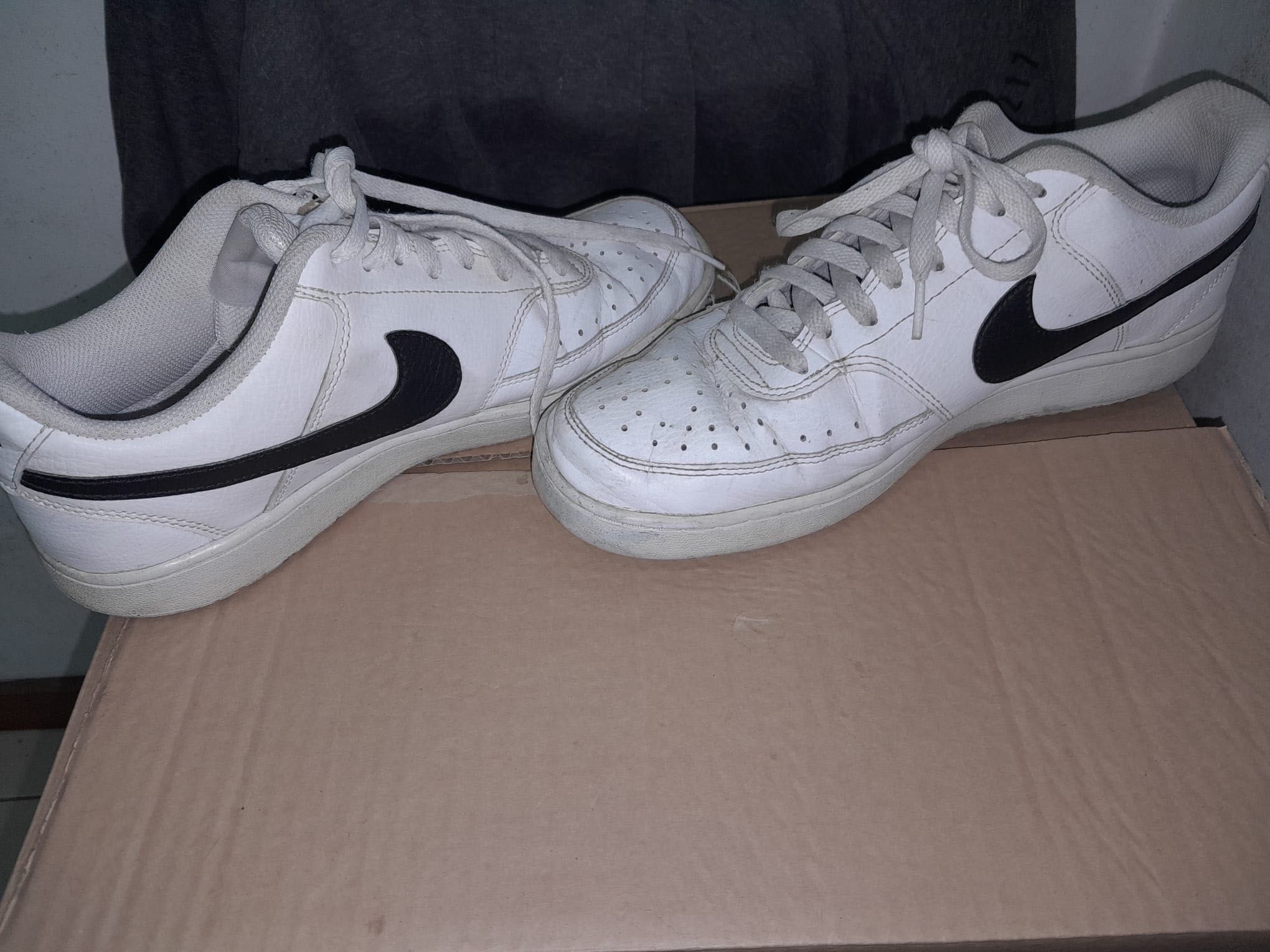 Sapatilhas Nike brancas