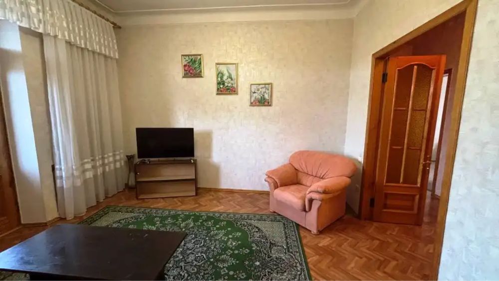 Оренда 3-кімнатної квартири в центрі Дніпра