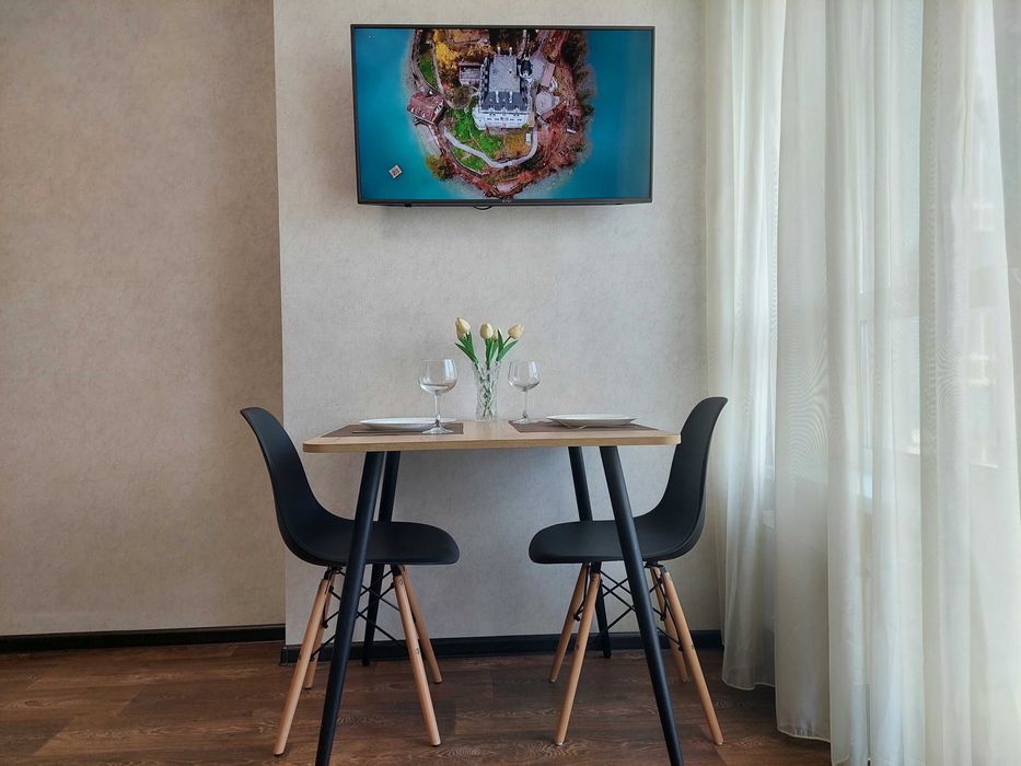 м. Лівобережна, ЖК Каховська, Євродвушка 45м, Власник.