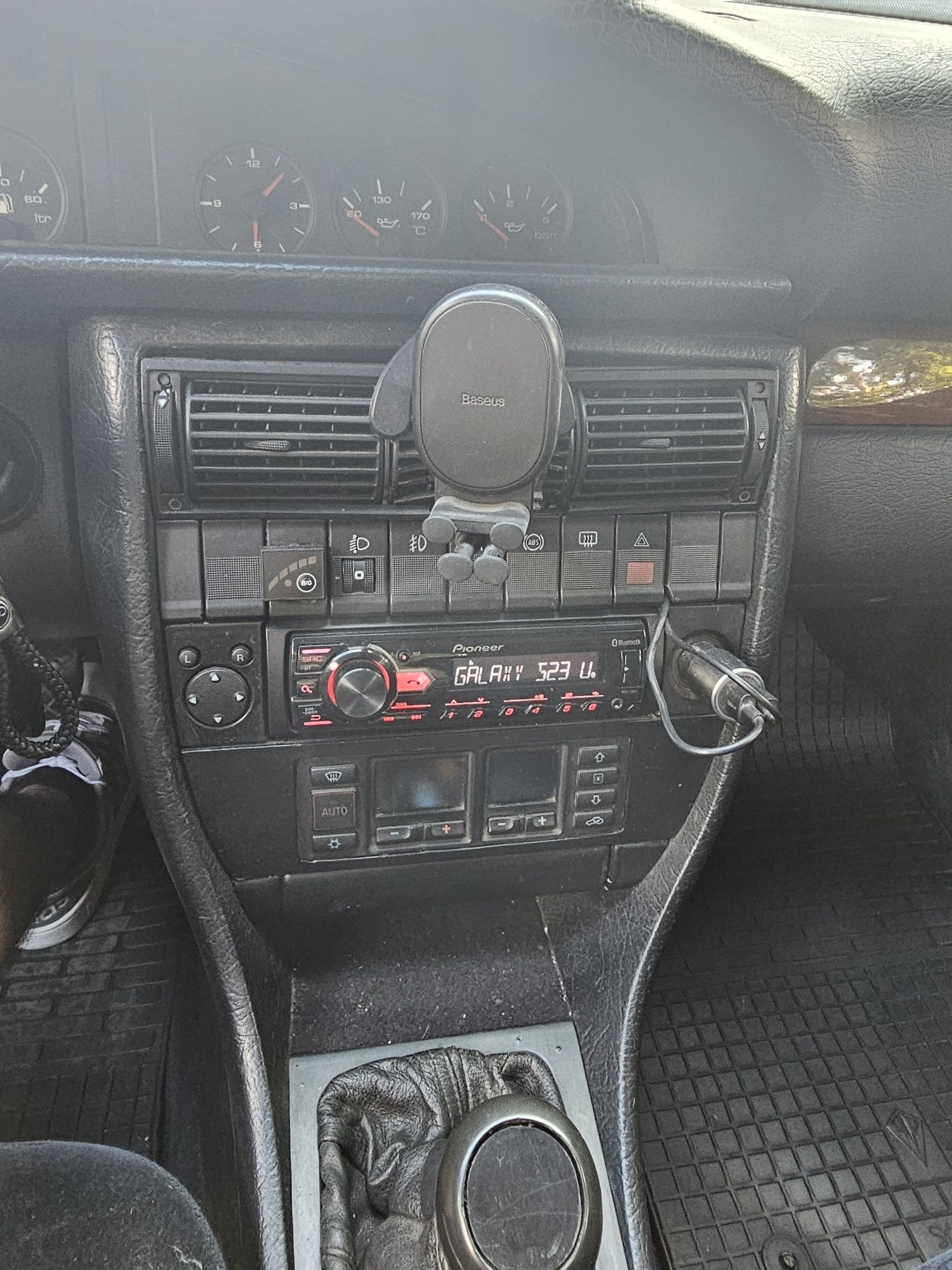 Продам Audi 100 c4 2.8