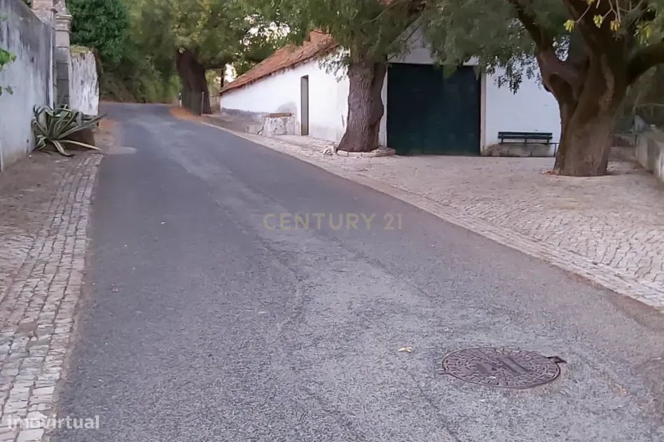 Barracão para venda em Alenquer quinta da Brojana