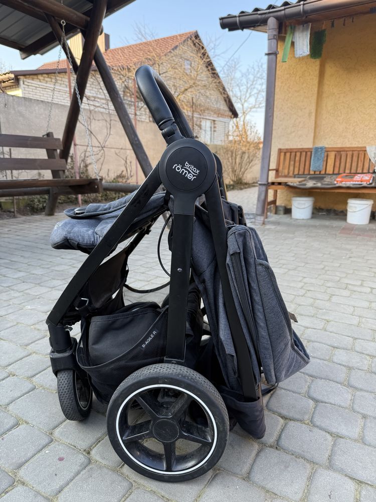 Прогулянкова коляска Britax Romer B-Agile R