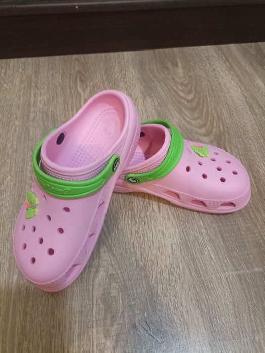 Нові крокси 34/35 р.