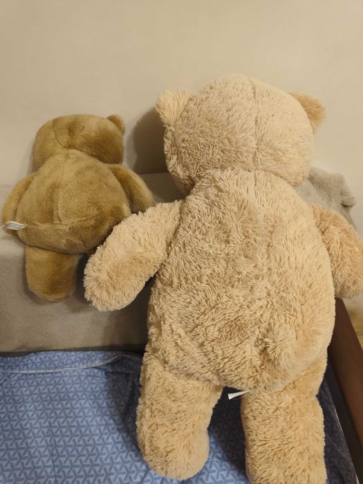 Две мягкие игрушки Медведь