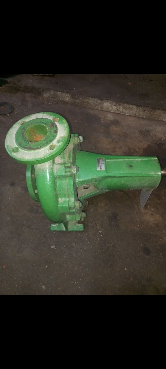 Bomva de água para acupular