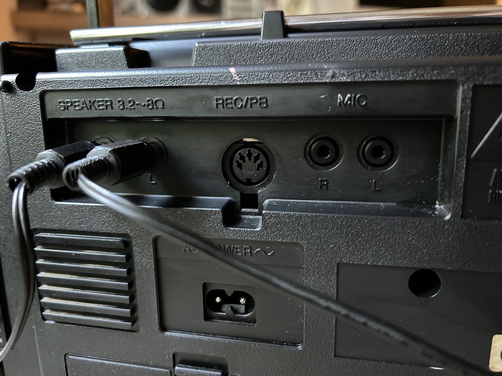 Radiomagnetofon Toshiba RT-7025 PRL boombox kaseciak PRL