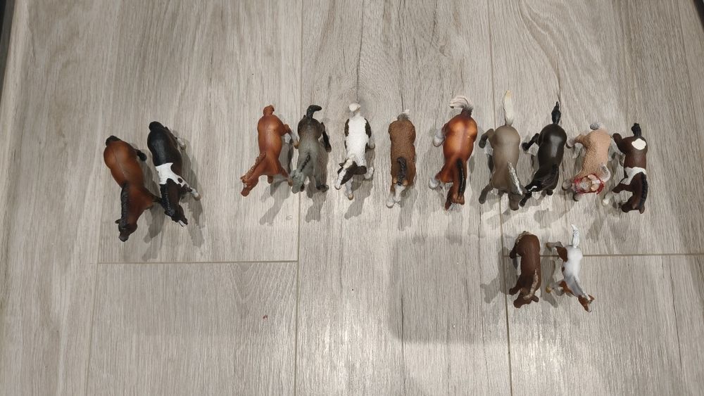 Źrebaki i kucyki schleich i collecta
