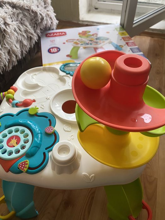 Дитячий ігровий столик