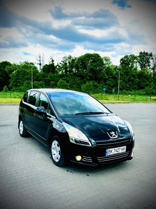Peugeot 5008 2011 р