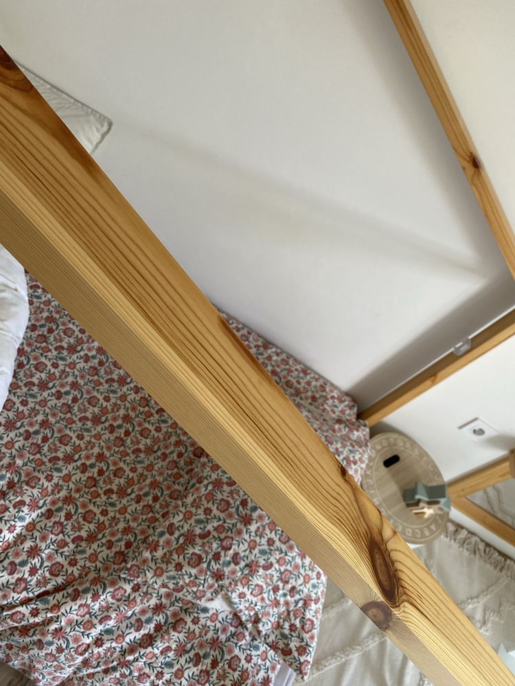 Vende-se cama montessori com colchao