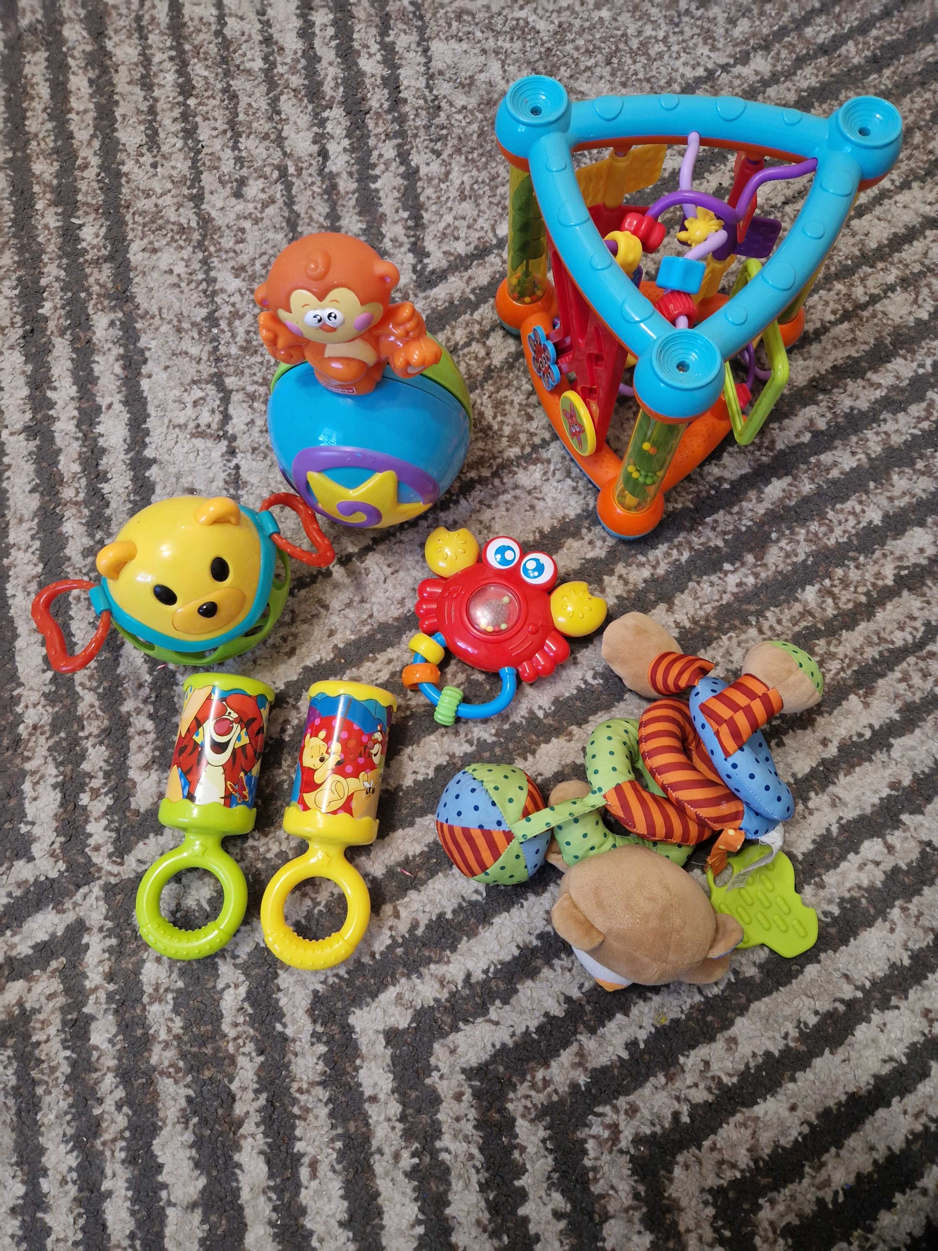 Zabawki dla kilkumiesięcznego dziecka
