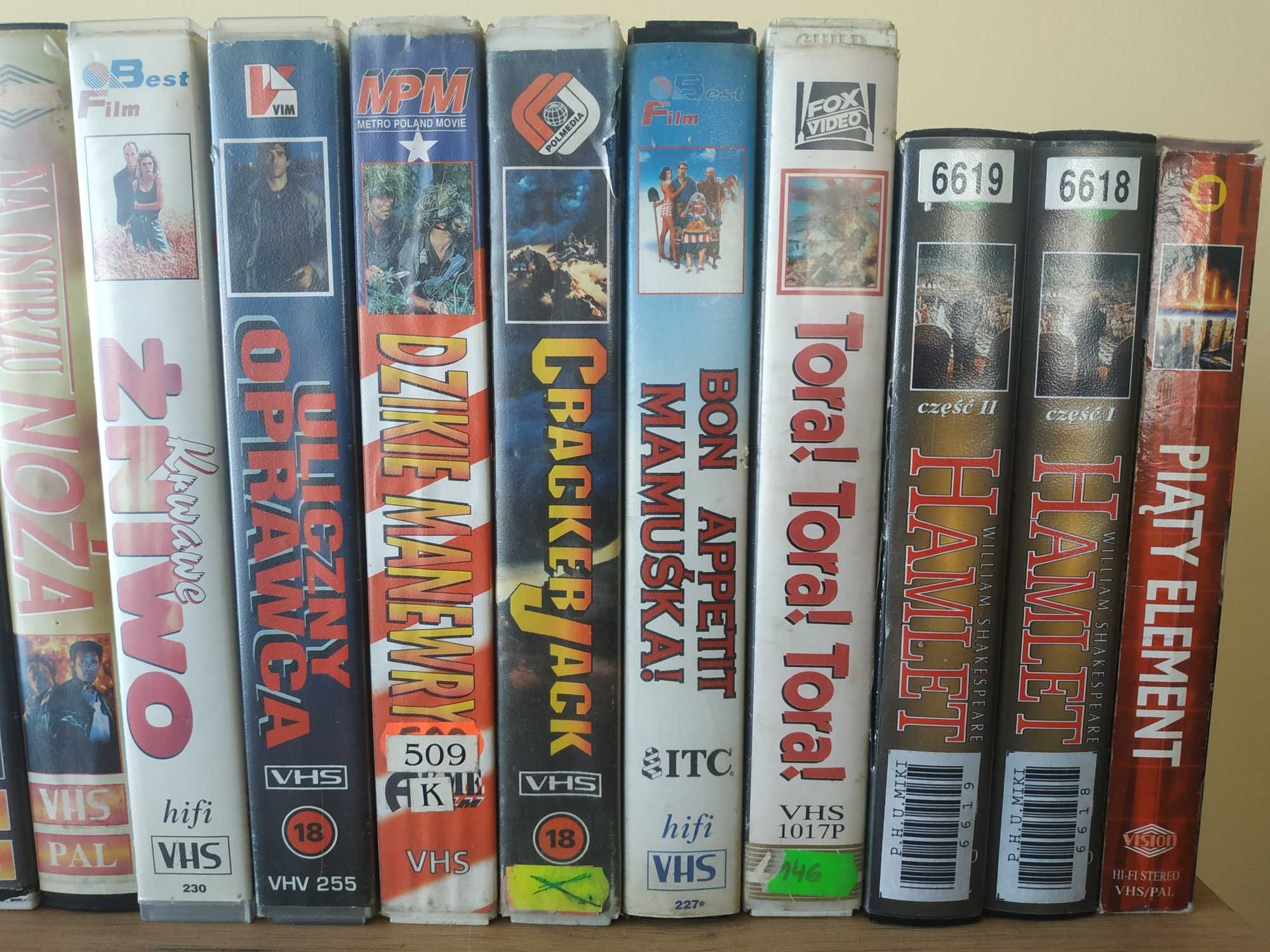 16 kaset vhs video