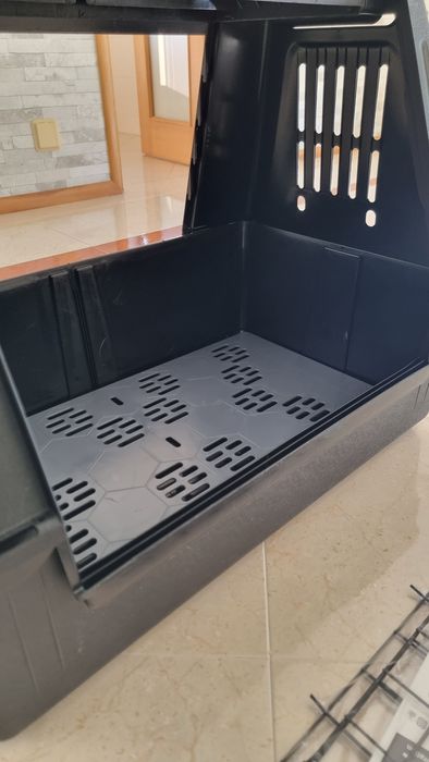 Caixa de transporte para cão - carro
