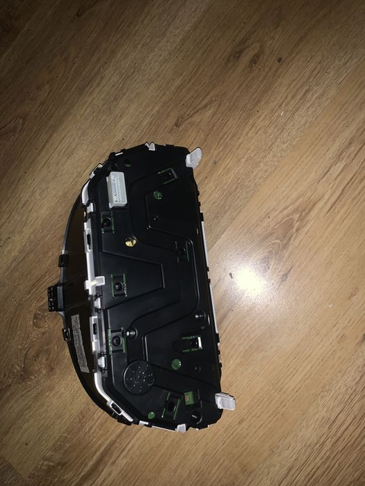 Панель приладів приборов Mitsubishi Eclipse Cross