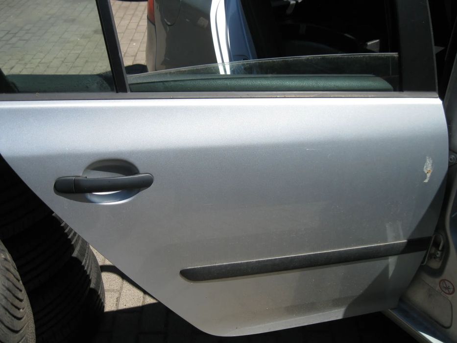 golf 5 drzwi la7w