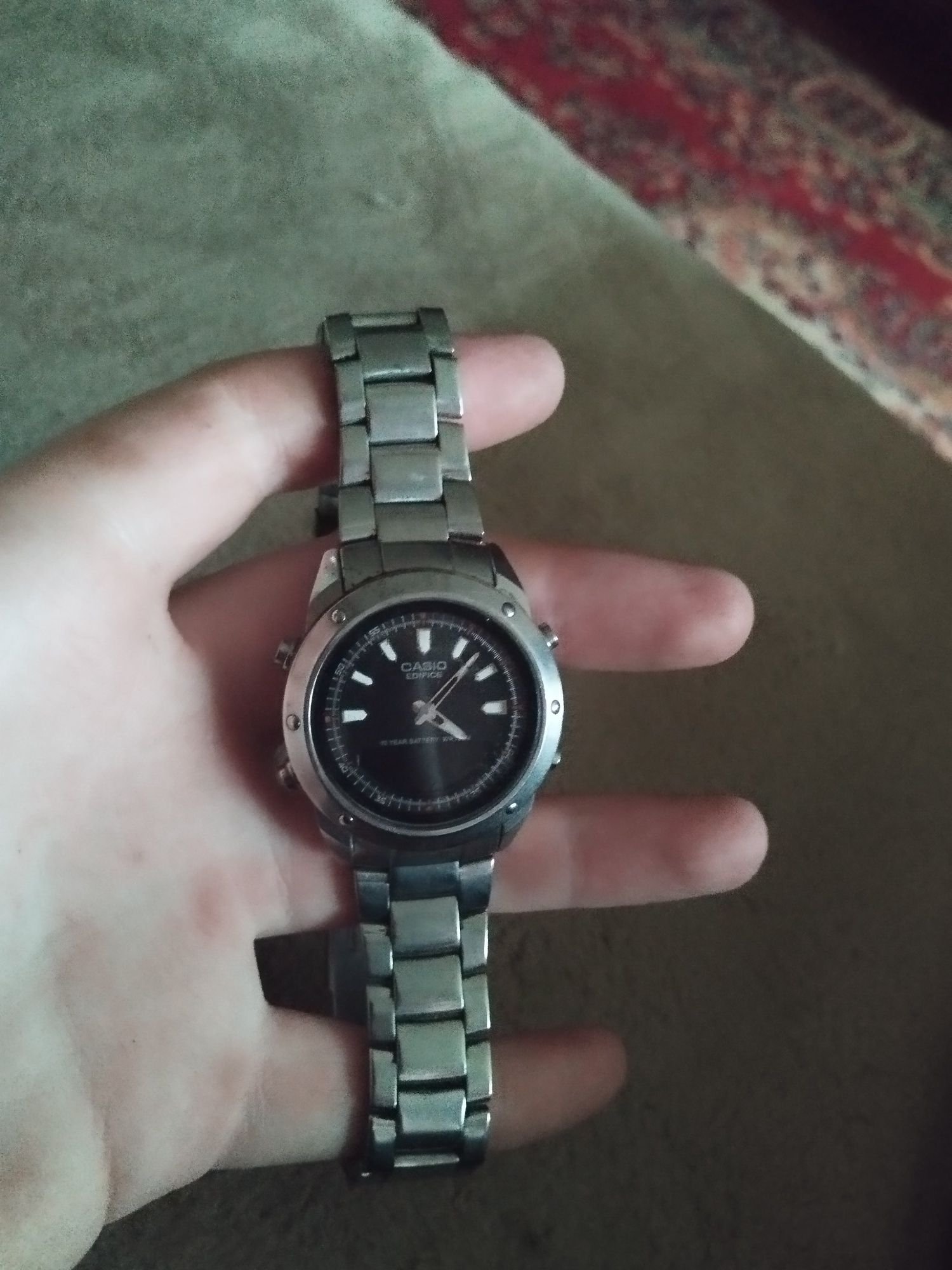 Продам часы Casio Edifice (оригинал) не работают