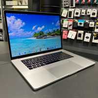 MacBook Pro 15" 2018 i7 16GB RAM 256GB SSD ЗНИЖКА!