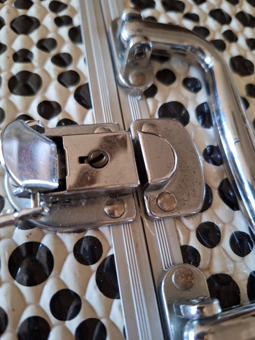 Mala de maquilhagem (aceito trocas)