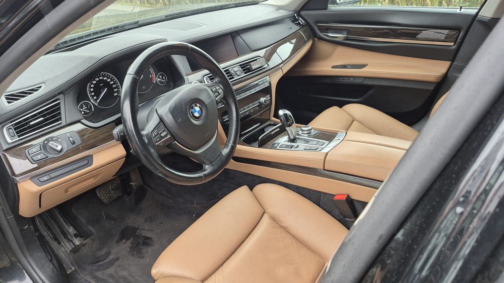 Sprzedam bmw f01 2009rok sprowadzona super stan, mały przebieg