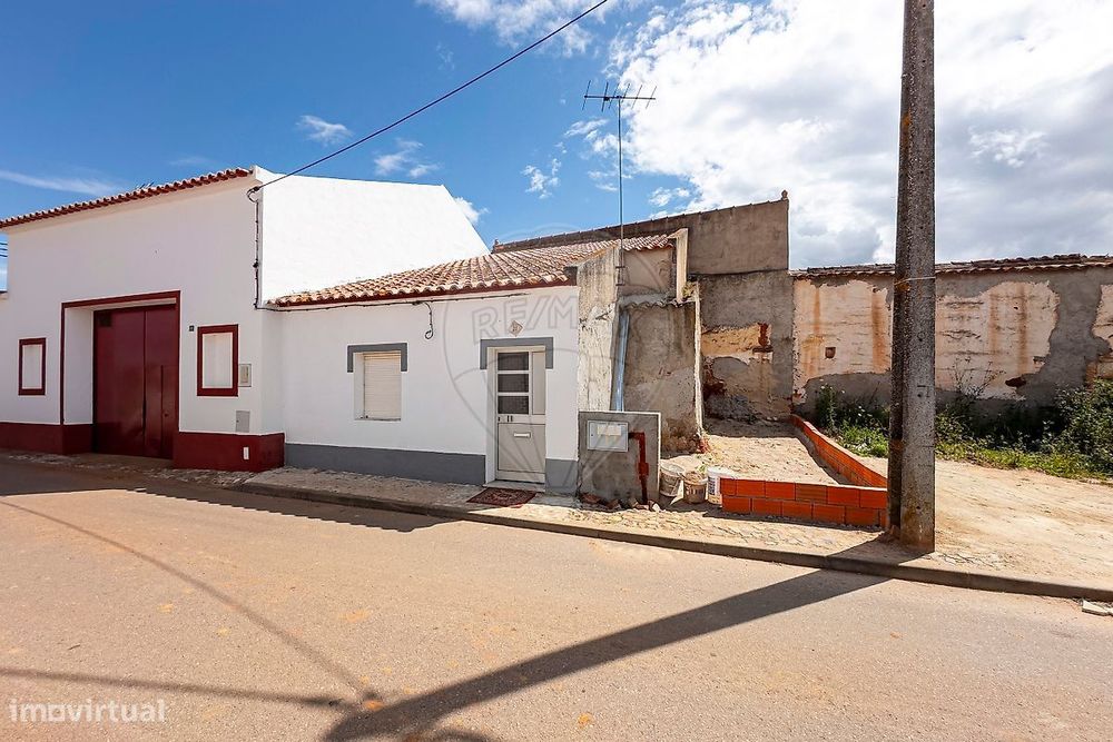 Moradia T2 para venda