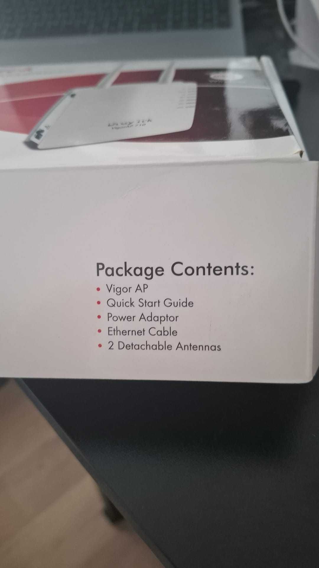 DrayTek VigorAP 710 é um ponto de acesso Wi‑Fi 4