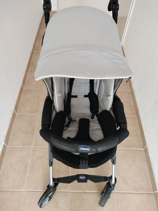 Carrinho da coleção Trio Living da Chicco