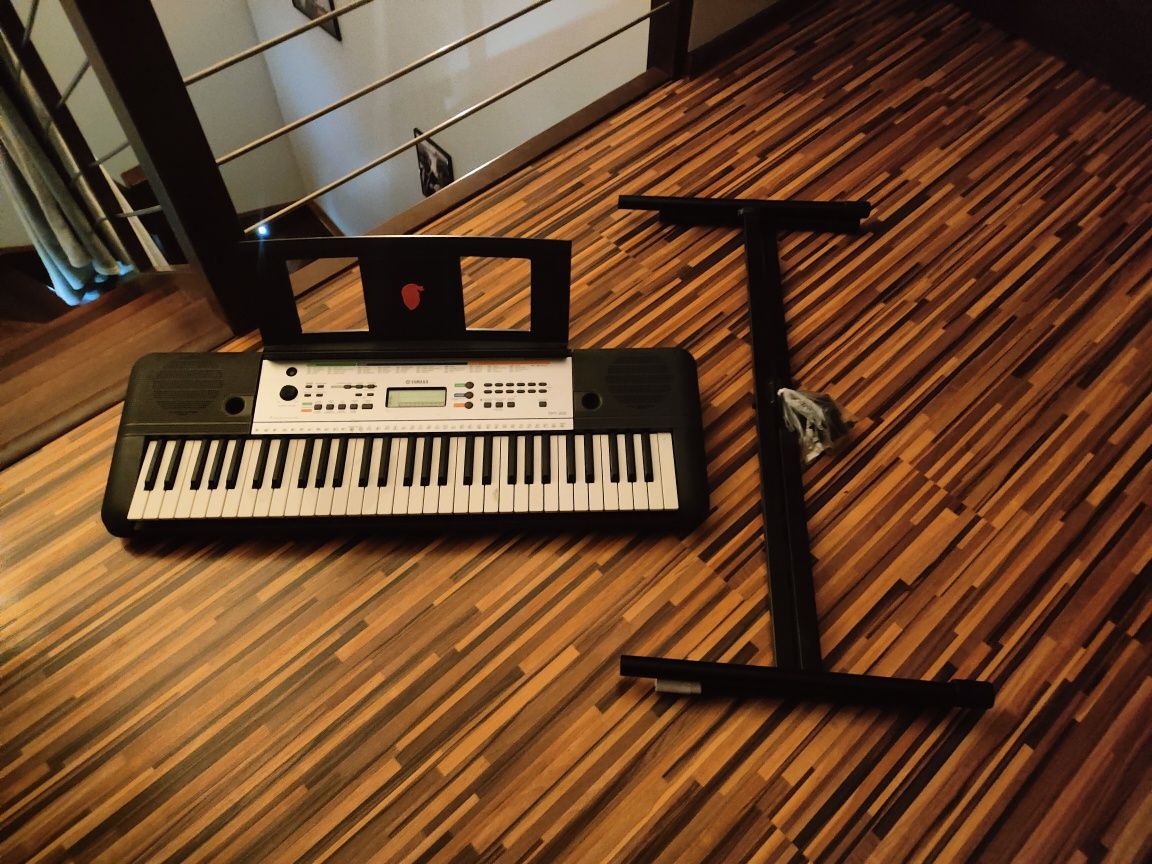 Keyboard  Yamaha