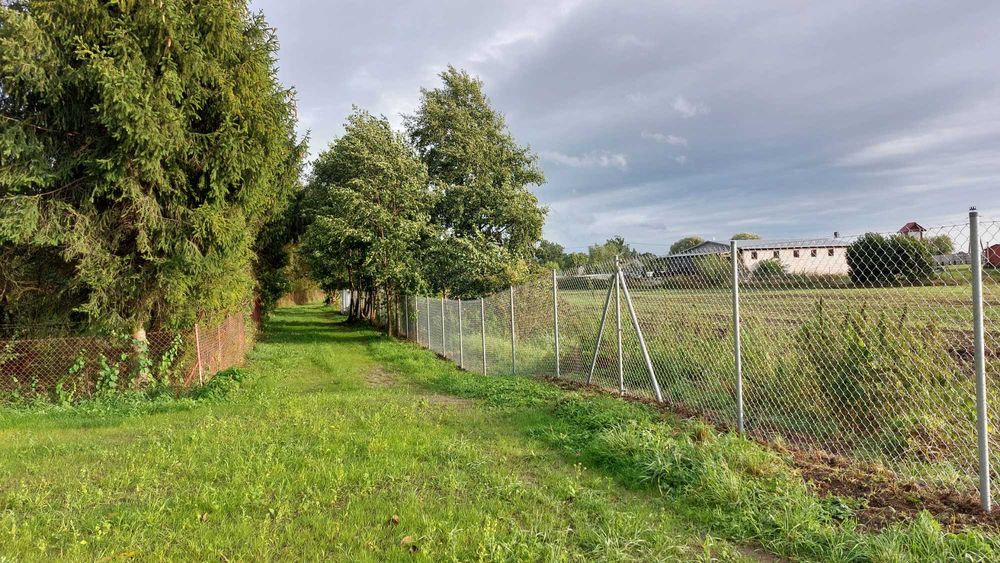 Działka budowlana ze stawem / działka rekreacyjna 2500 m2